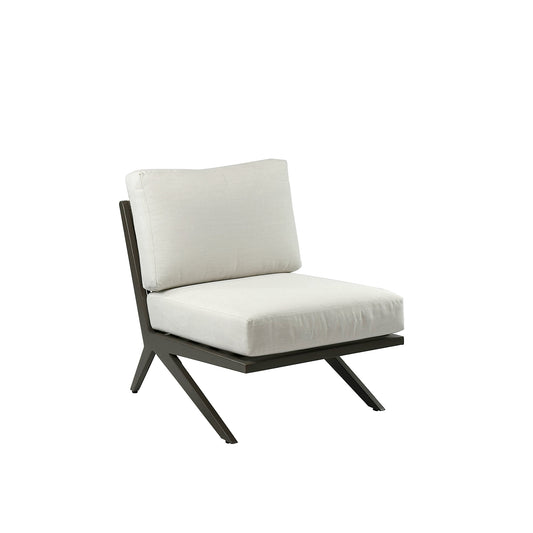 Xena Lounge Chair