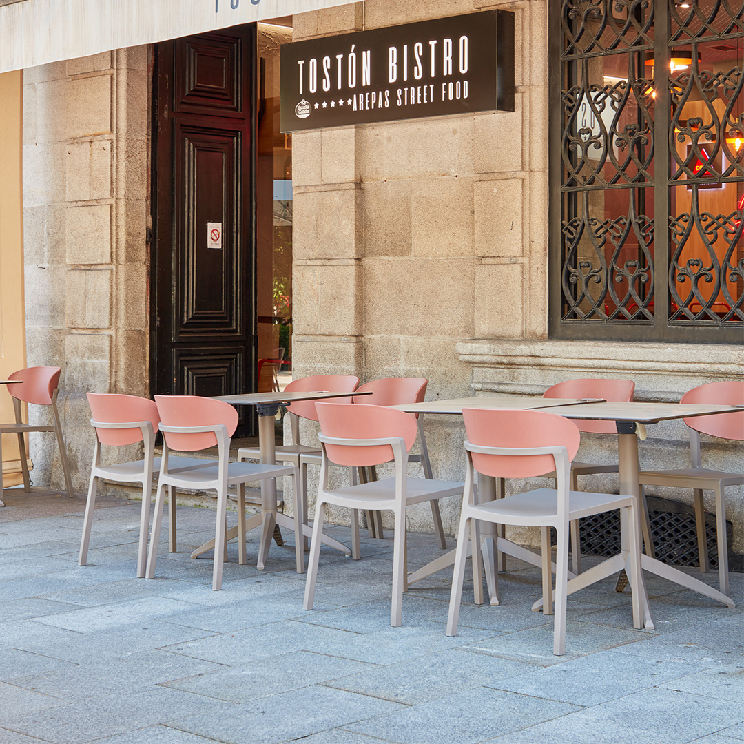 Bake Side Chair