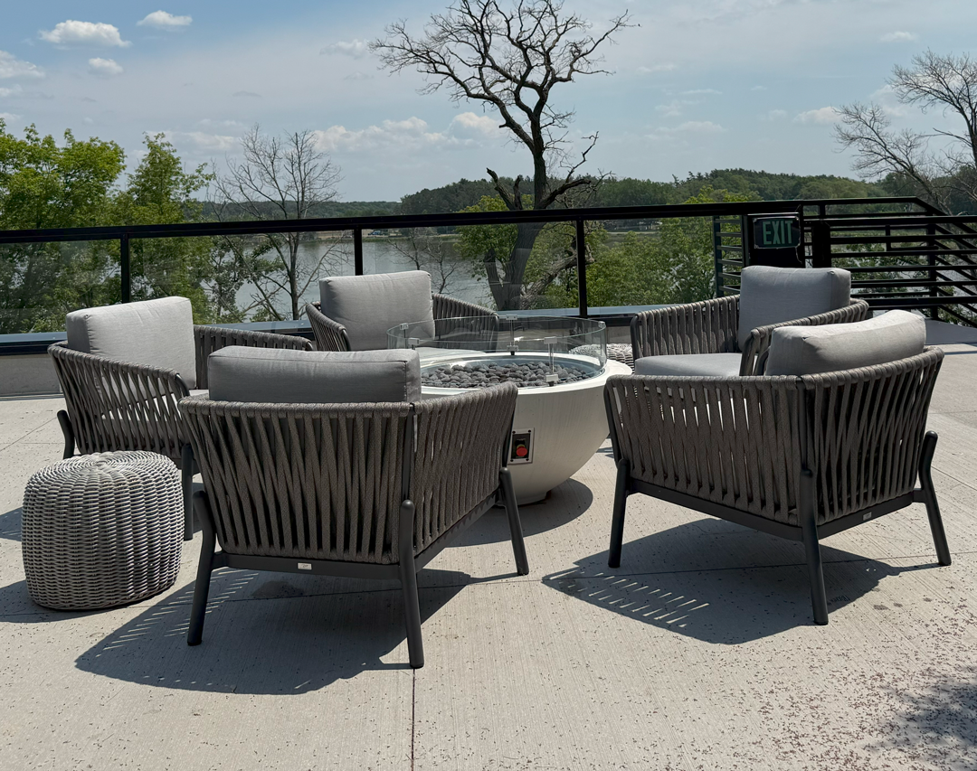 Lyla Lounge Chair